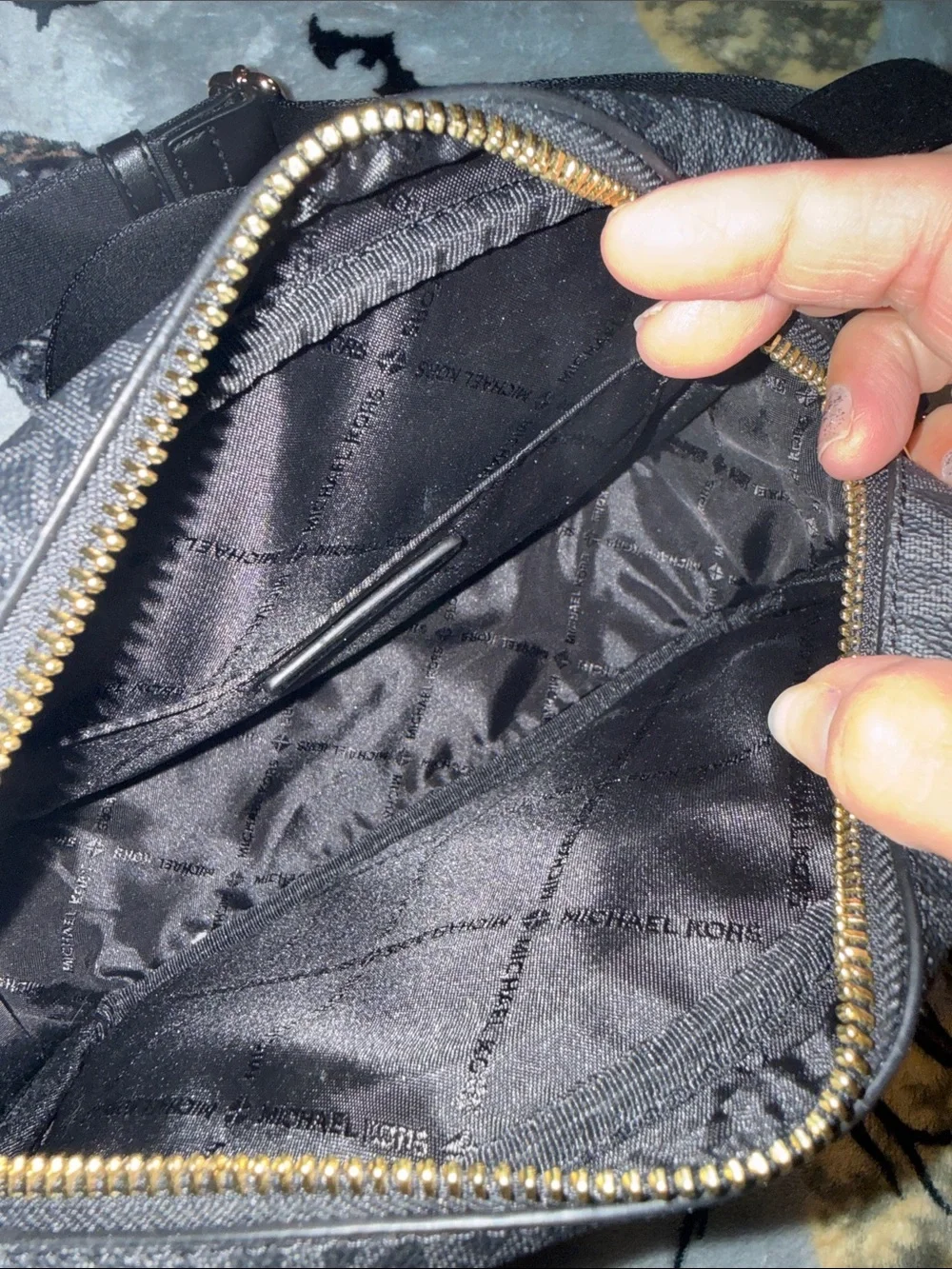 Michael Kors compact michael